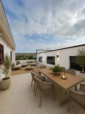 Apartment / Etagenwohnung in Castel San Pietro Terme, Bologna