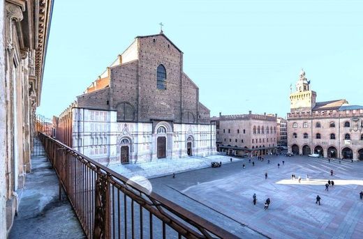 Apartment in Bologna, Emilia-Romagna