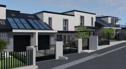 Villa - San Zenone al Lambro, Milão