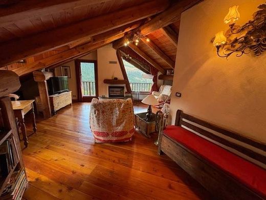 Daire Cesana Torinese, Torino ilçesinde