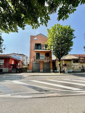 Villa en Sesto San Giovanni, Milán