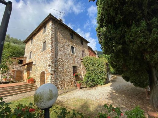 Загородный Дом, Лукка, Provincia di Lucca