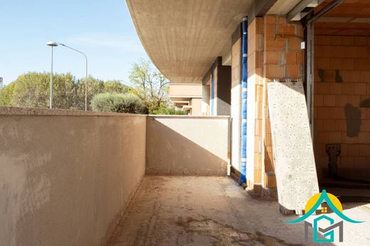 Apartment / Etagenwohnung in Empoli, Florenz