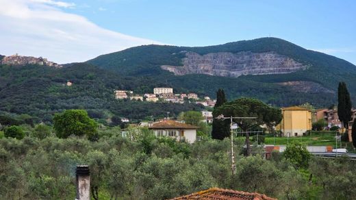 Apartment in Gavorrano, Provincia di Grosseto