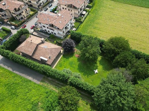 Βίλα σε Macherio, Provincia di Monza e della Brianza