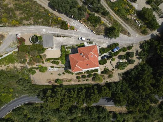 빌라 / Costarainera, Provincia di Imperia