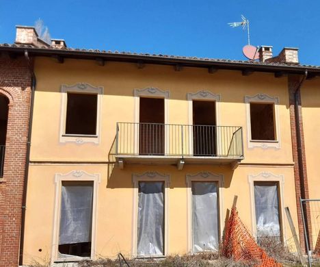 Country House in Chieri, Turin