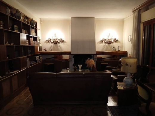 Villa in San Giuliano Terme, Pisa