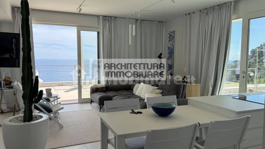 Apartment in Bergeggi, Provincia di Savona