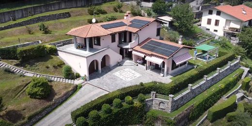 Villa in Laveno-Mombello, Provincia di Varese