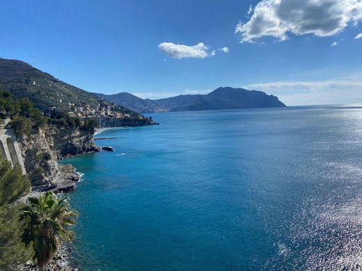 Appartamento a Sori, Genova