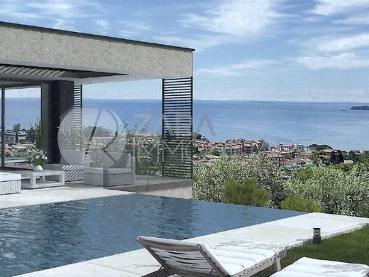 Villa in Toscolano-Maderno, Provincia di Brescia