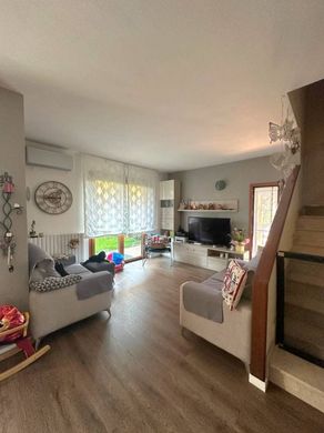 빌라 / Bollate, Città metropolitana di Milano