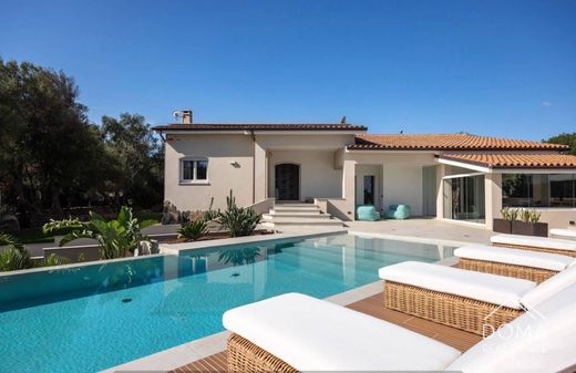 Villa in Cugnana Verde, Provincia di Sassari