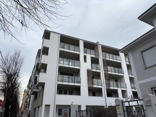 Penthouse à Savigliano, Coni