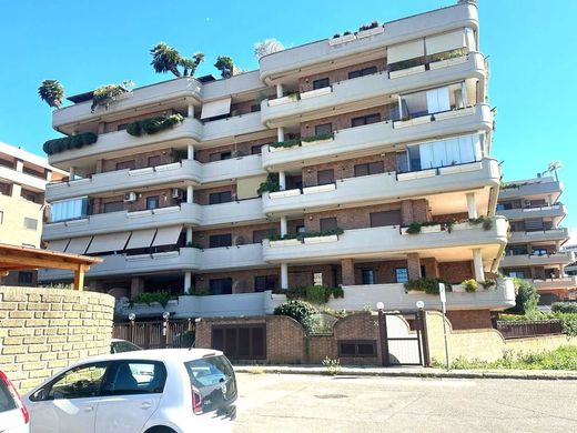 Penthouse in Pomezia, Rome
