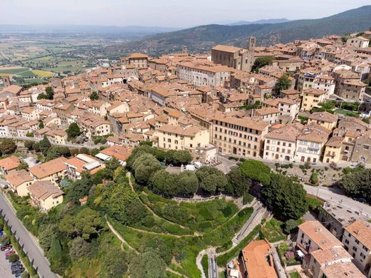 Piso / Apartamento en Cortona, Arezzo