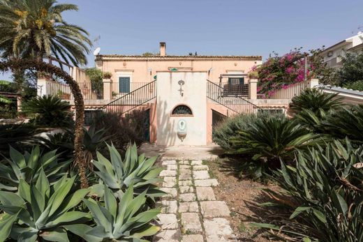 Villa in Ragusa, Sicilië