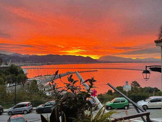 Piso / Apartamento en Vietri sul Mare, Provincia di Salerno