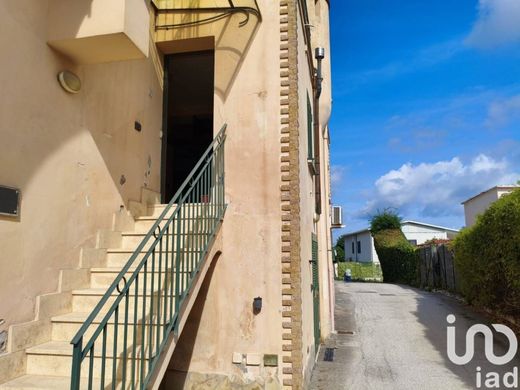 Villa a Monte di Procida, Napoli