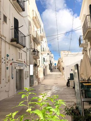 ‏בתי יוקרה ב  Monopoli, Bari