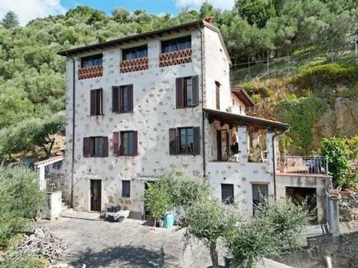 Willa w Camaiore, Provincia di Lucca