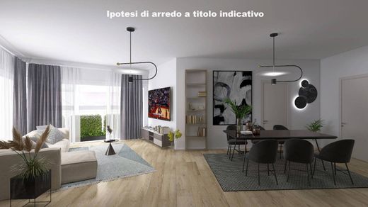 Apartment / Etagenwohnung in Pavia, Provincia di Pavia