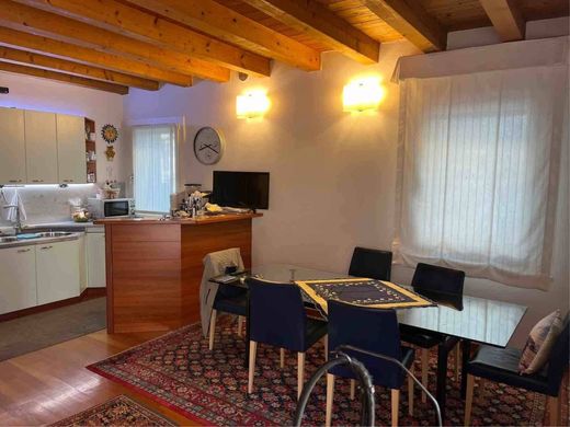 别墅  Mogliano Veneto, 特雷维索省