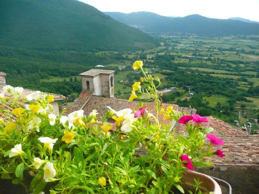 Willa w Pereto, Provincia dell' Aquila