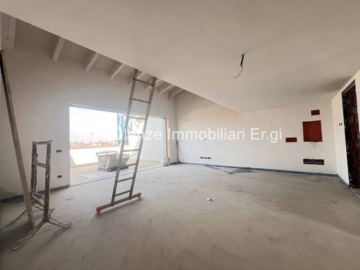 Penthouse in Garbagnate Milanese, Milan