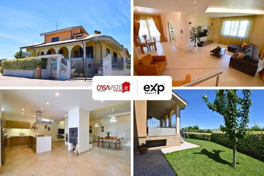 Βίλα σε Vasto, Provincia di Chieti