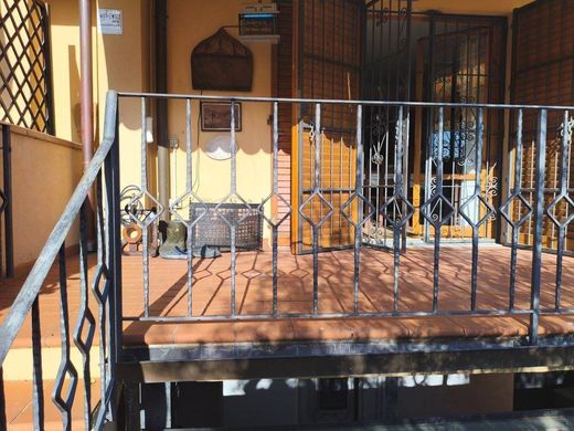 Terraced house in Lastra a Signa, Florence