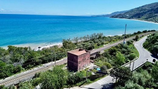 ‏וילה ב  צ'פלו, Palermo