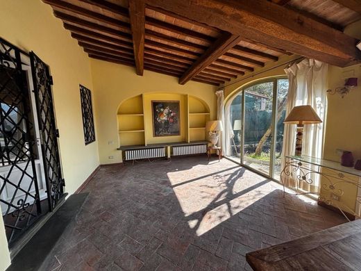 Villa in Scandicci, Florence