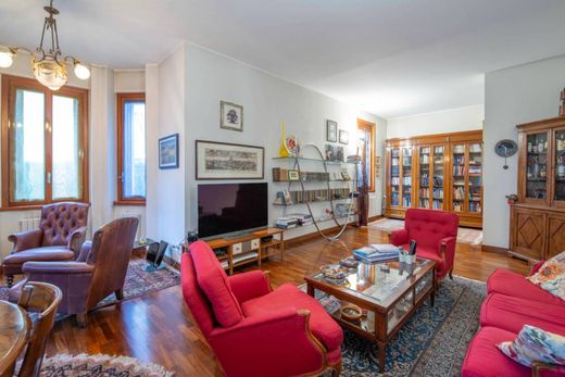 别墅  米蘭, 米兰省