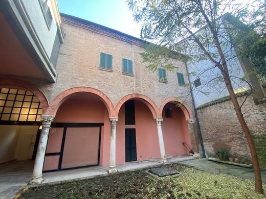 Villa in Ferrara, Provincia di Ferrara