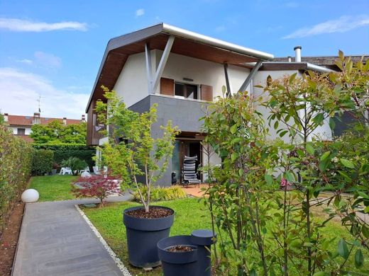 Villa en Gorle, Bérgamo