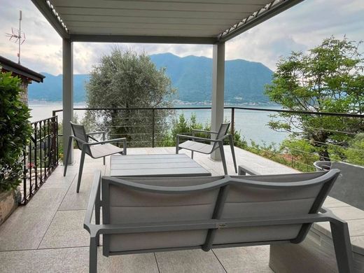 Villa Sala Comacina, Como ilçesinde