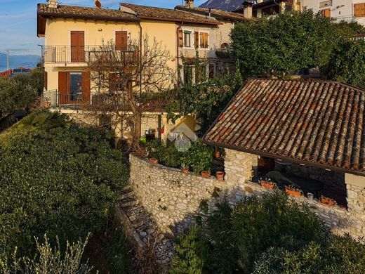 Willa w Brenzone, Provincia di Verona