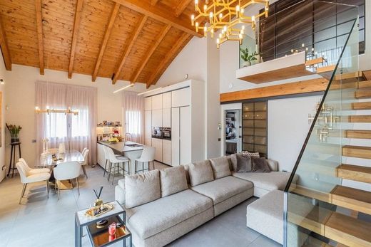 Penthouse in Biassono, Province of Monza and Brianza