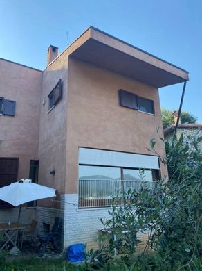 Villa in Collebeato, Provincia di Brescia