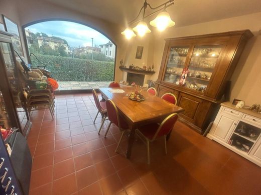 Willa w Poggio a Caiano, Provincia di Prato
