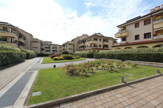 Apartment in Assago, Milan