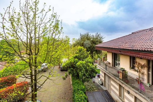 Appartamento a Torino, Provincia di Torino