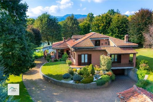 Villa en Trana, Turín