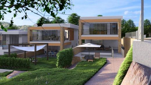 Villa San Zeno di Montagna, Verona ilçesinde