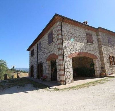 Köy evi Castiglione in Teverina, Viterbo ilçesinde