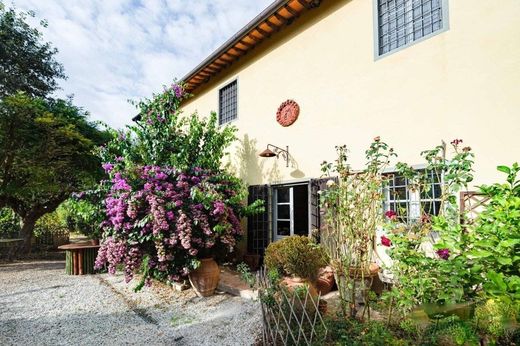 Country House in Vecchiano-Nodica, Pisa