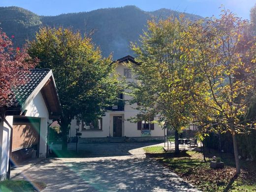 ‏וילה ב  Santa Maria Maggiore, Provincia Verbano-Cusio-Ossola