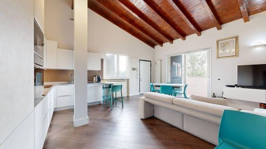 Villa a Inzago, Milano